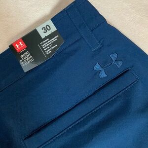 Under Armour Blue Shorts 30 Golf Travel Preppy Pickleball Tennis Coastal